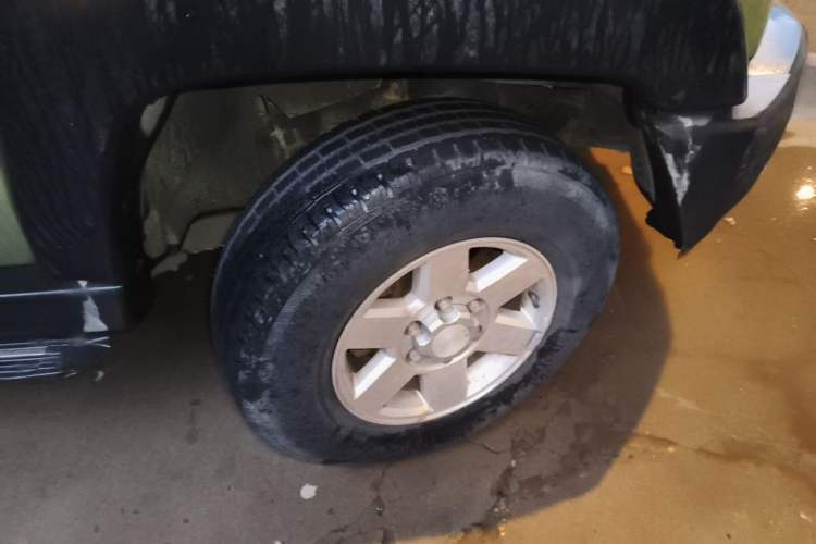 Used BAIC Off-Road BJ40 2014 2.4L Manual Cool Wilderness Edition Right Front Wheel Hub