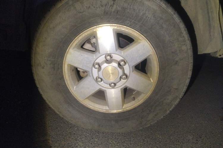 Used BAIC Off-Road BJ40 2014 2.4L Manual Cross-Country Edition Right Front Wheel Hub