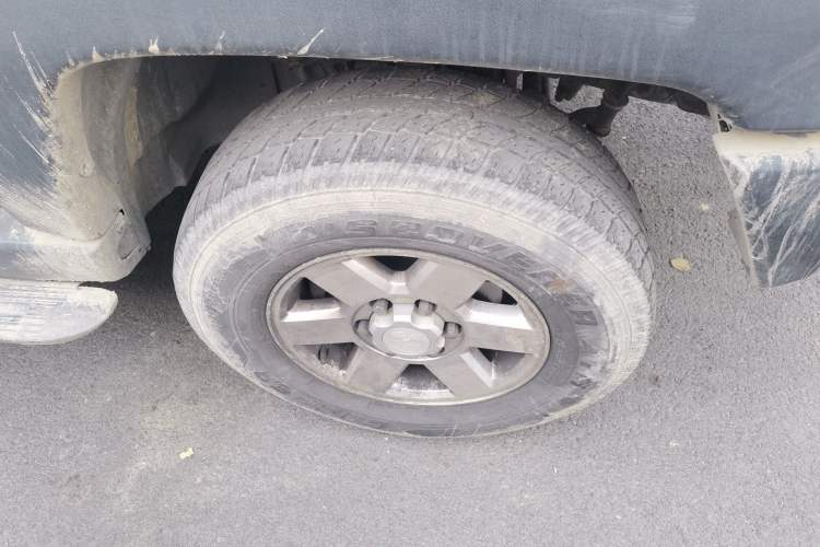 Used BAIC Off-Road BJ40 2014 2.4L Manual Cross-Country Edition Right Front Wheel Hub
