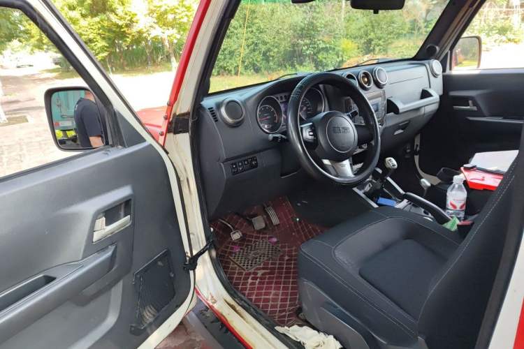 Used BAIC Off-Road BJ40 2014 2.4L Manual Cross-Country Edition Driver Seat