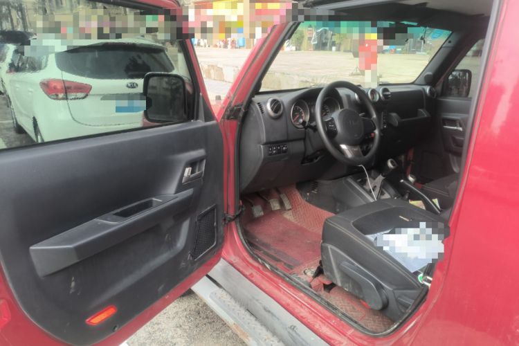 Used BAIC Off-Road BJ40 2014 2.4L Manual Cross-Country Edition Driver Seat