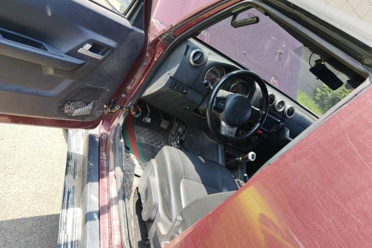 Used BAIC Off-Road BJ40 2014 2.4L Manual Cross-Country Edition Driver Seat