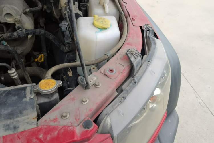 Used BAIC Off-Road BJ40 2014 2.4L Manual Cool Wilderness Edition Engine Bay Left