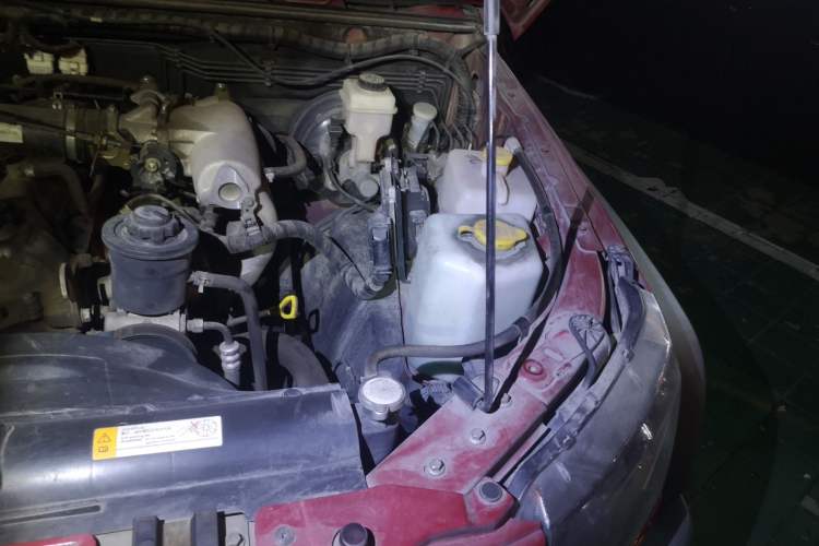 Used BAIC Off-Road BJ40 2014 2.4L Manual Cross-Country Edition Engine Bay Left