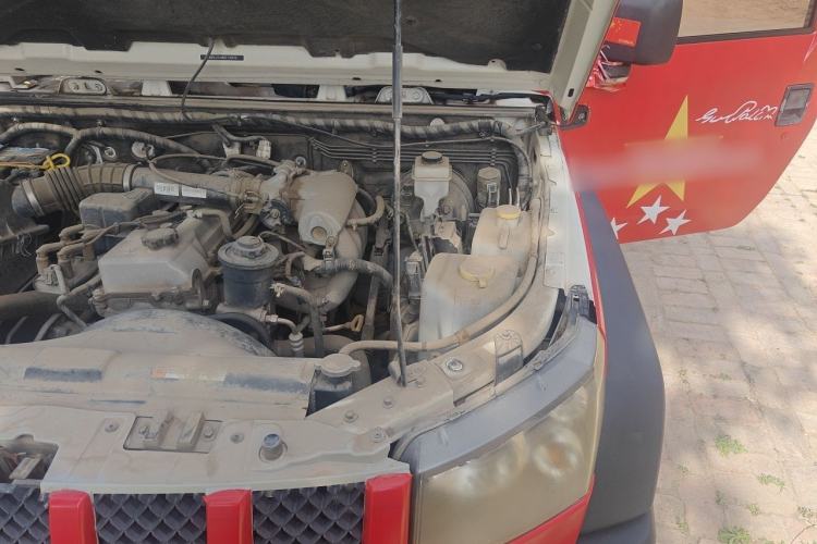 Used BAIC Off-Road BJ40 2014 2.4L Manual Cross-Country Edition Engine Bay Left