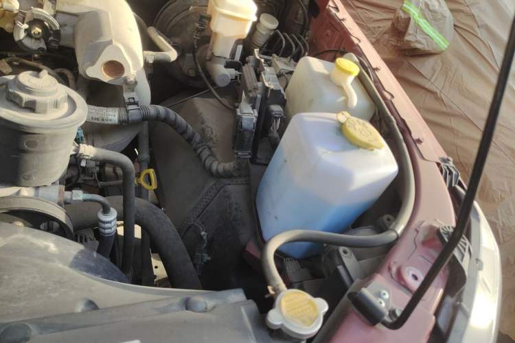 Used BAIC Off-Road BJ40 2014 2.4L Manual Cool Wilderness Edition Engine Bay Left