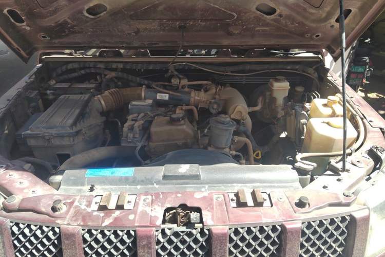 Used BAIC Off-Road BJ40 2014 2.4L Manual Cross-Country Edition Engine Bay
