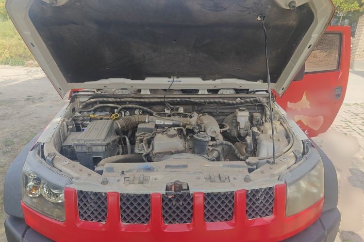 Used BAIC Off-Road BJ40 2014 2.4L Manual Cross-Country Edition Engine Bay