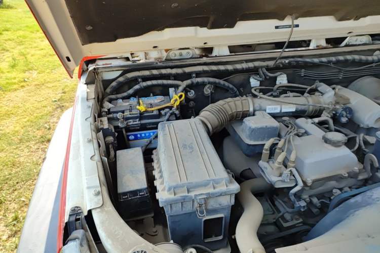 Used BAIC Off-Road BJ40 2014 2.4L Manual Cross-Country Edition Engine Bay Right
