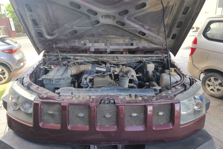 Used BAIC Off-Road BJ40 2014 2.4L Manual Cross-Country Edition Engine Bay