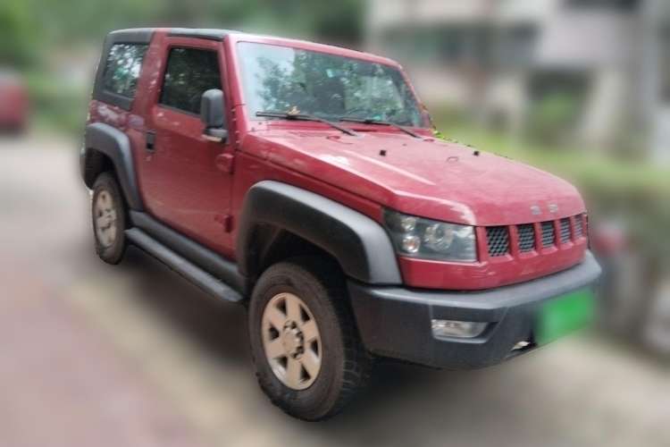 Used BAIC Off-Road BJ40 2014 2.4L Manual Cross-Country Edition Front Right 45 Deg