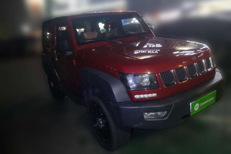 Used BAIC Off-Road BJ40 2014 2.4L Manual Cross-Country Edition Front Right 45 Deg