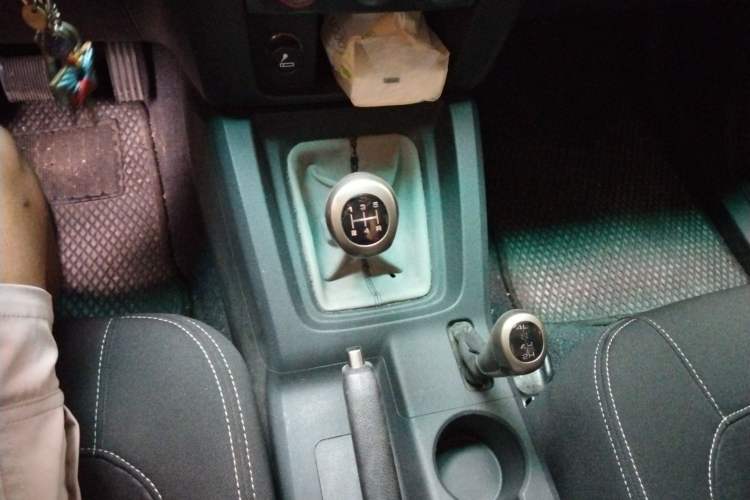 Used BAIC Off-Road BJ40 2014 2.4L Manual Cross-Country Edition Gear Lever