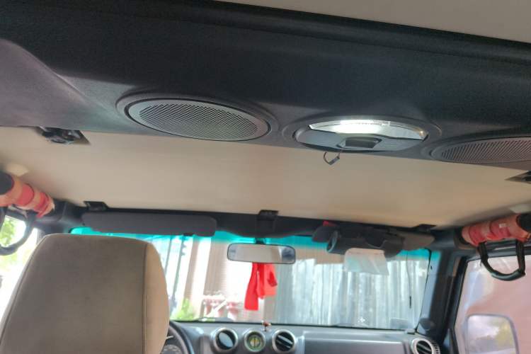 Used BAIC Off-Road BJ40 2014 2.4L Manual Cross-Country Edition Headliner