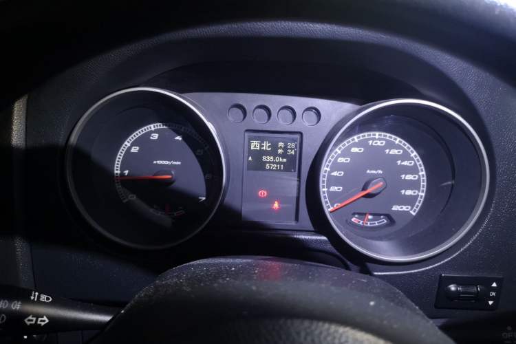 Used BAIC Off-Road BJ40 2014 2.4L Manual Cross-Country Edition Instrument Cluster