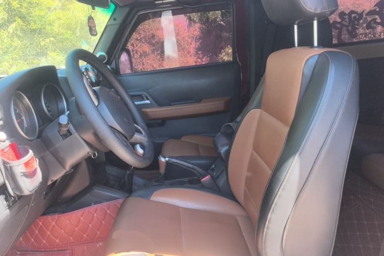 Used BAIC Off-Road BJ40 2014 2.4L Manual Exploration Edition Left Front Seat