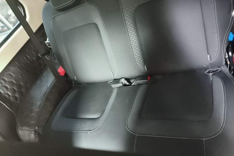 Used BAIC Off-Road BJ40 2014 2.4L Manual Cool Wilderness Edition Left Rear Seat