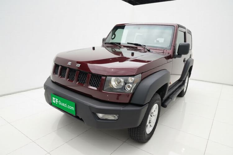Used BAIC Off-Road BJ40 2014 2.4L Manual Cross-Country Edition Guazi used car, China used car export, Used car for sale, Used BAIC Off-Road cars, Cheapest cars for sale
