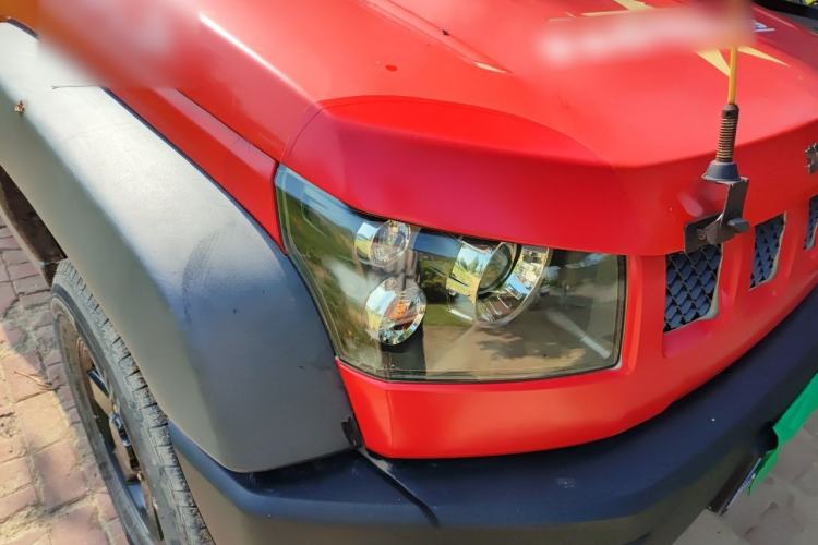 Used BAIC Off-Road BJ40 2014 2.4L Manual Cross-Country Edition Right Front Headlight