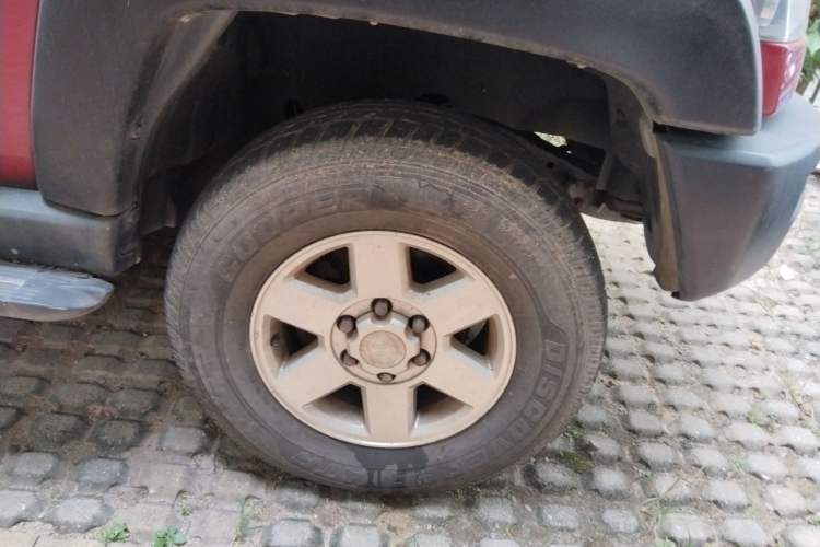 Used BAIC Off-Road BJ40 2014 2.4L Manual Cross-Country Edition Right Front Wheel Hub