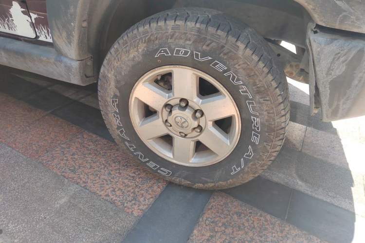 Used BAIC Off-Road BJ40 2014 2.4L Manual Cross-Country Edition Right Front Wheel Hub