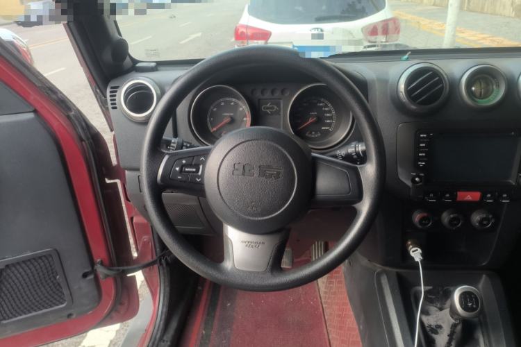 Used BAIC Off-Road BJ40 2014 2.4L Manual Cross-Country Edition Steering Wheel