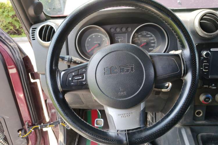 Used BAIC Off-Road BJ40 2014 2.4L Manual Cross-Country Edition Steering Wheel