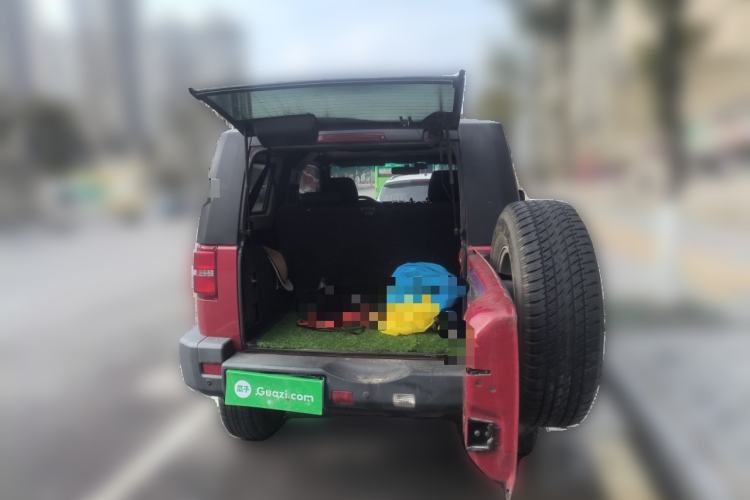 Used BAIC Off-Road BJ40 2014 2.4L Manual Cross-Country Edition Trunk