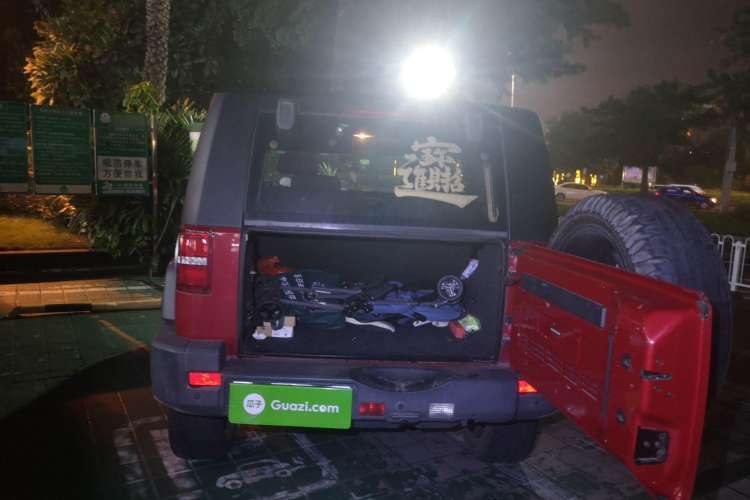 Used BAIC Off-Road BJ40 2014 2.4L Manual Cross-Country Edition Trunk