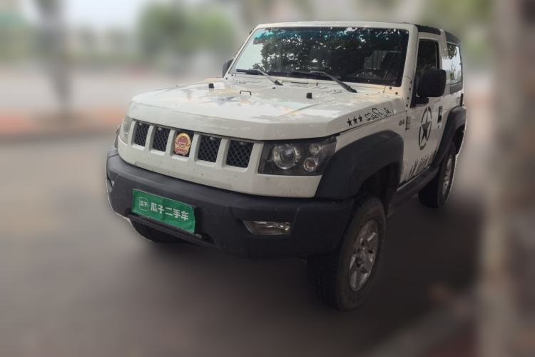Used BAIC Off-Road BJ40 2014 2.4L Manual Cross-Country Edition Guazi used car, China used car export, Used car for sale, Used  cars, Cheapest cars for sale