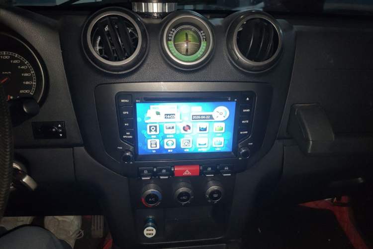 Used BAIC Off-Road BJ40 2014 2.4L Manual Cross-Country Edition Audio And AC Panel