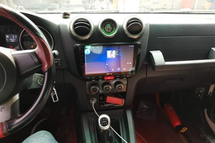 Used BAIC Off-Road BJ40 2014 2.4L Manual Cross-Country Edition Audio And AC Panel