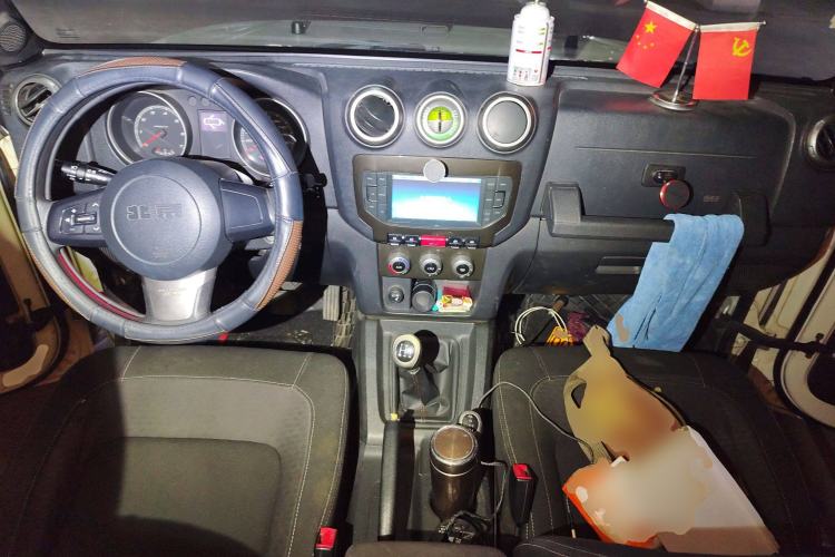 Used BAIC Off-Road BJ40 2014 2.4L Manual Cross-Country Edition Center Console
