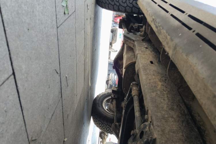 Used BAIC Off-Road BJ40 2014 2.4L Manual Cross-Country Edition Chassis Front Right
