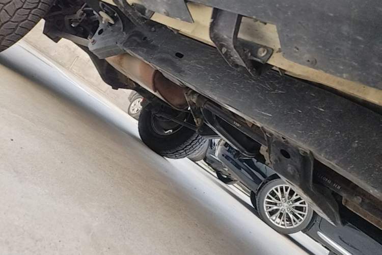 Used BAIC Off-Road BJ40 2014 2.4L Manual Cross-Country Edition Chassis Front Right