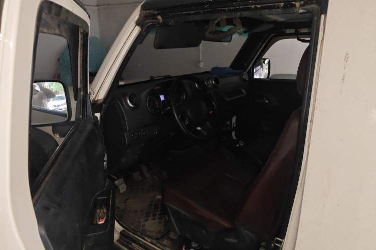 Used BAIC Off-Road BJ40 2014 2.4L Manual Cross-Country Edition Driver Seat