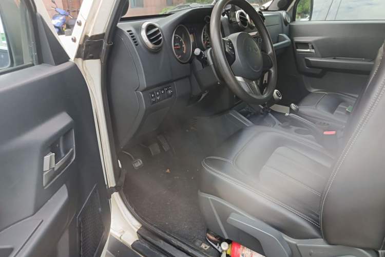 Used BAIC Off-Road BJ40 2014 2.4L Manual Cross-Country Edition Driver Seat