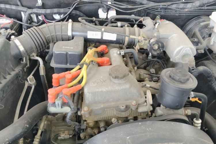 Used BAIC Off-Road BJ40 2014 2.4L Manual Cross-Country Edition Engine Bay