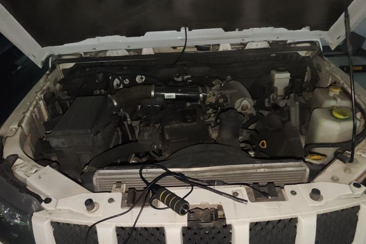 Used BAIC Off-Road BJ40 2014 2.4L Manual Cross-Country Edition Engine Bay