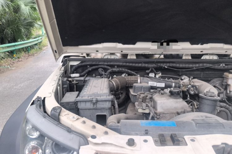 Used BAIC Off-Road BJ40 2014 2.4L Manual Cross-Country Edition Engine Bay Right