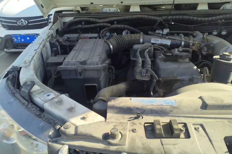 Used BAIC Off-Road BJ40 2014 2.4L Manual Cross-Country Edition Engine Bay Right