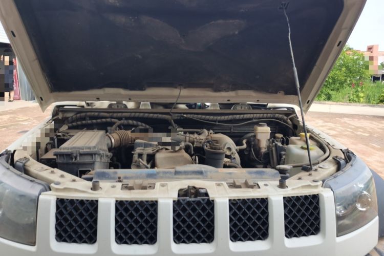 Used BAIC Off-Road BJ40 2014 2.4L Manual Cross-Country Edition Engine Bay