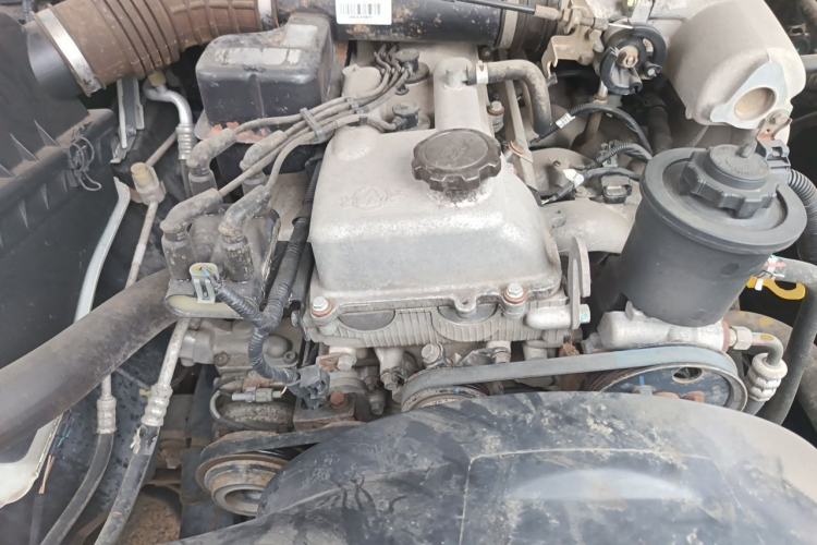 Used BAIC Off-Road BJ40 2014 2.4L Manual Cross-Country Edition Engine Bay