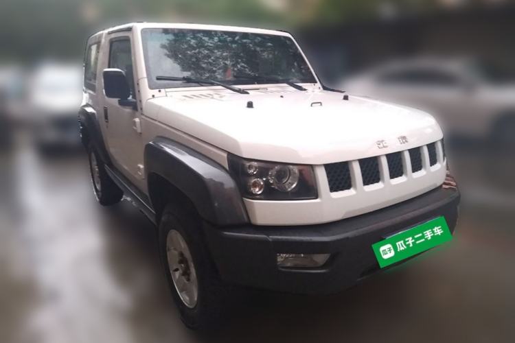 Used BAIC Off-Road BJ40 2014 2.4L Manual Cross-Country Edition Front Right 45 Deg