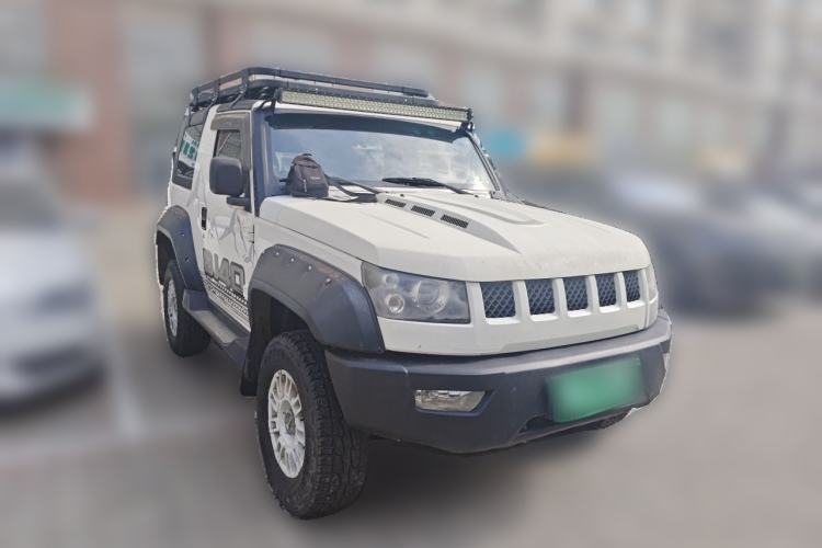 Used BAIC Off-Road BJ40 2014 2.4L Manual Cross-Country Edition Front Right 45 Deg