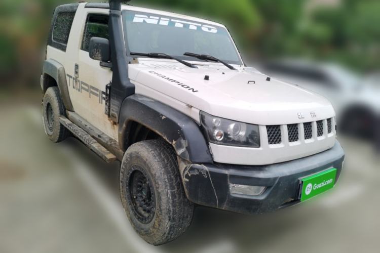 Used BAIC Off-Road BJ40 2014 2.4L Manual Cross-Country Edition Front Right 45 Deg