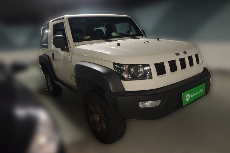 Used BAIC Off-Road BJ40 2014 2.4L Manual Cross-Country Edition Front Right 45 Deg