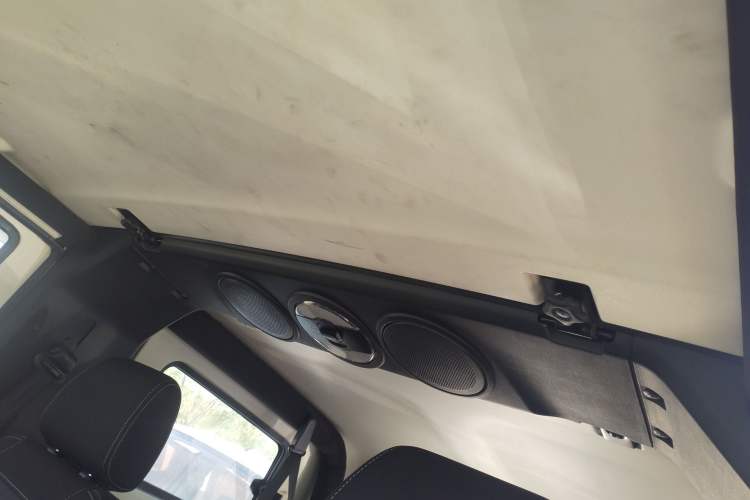 Used BAIC Off-Road BJ40 2014 2.4L Manual Cross-Country Edition Headliner