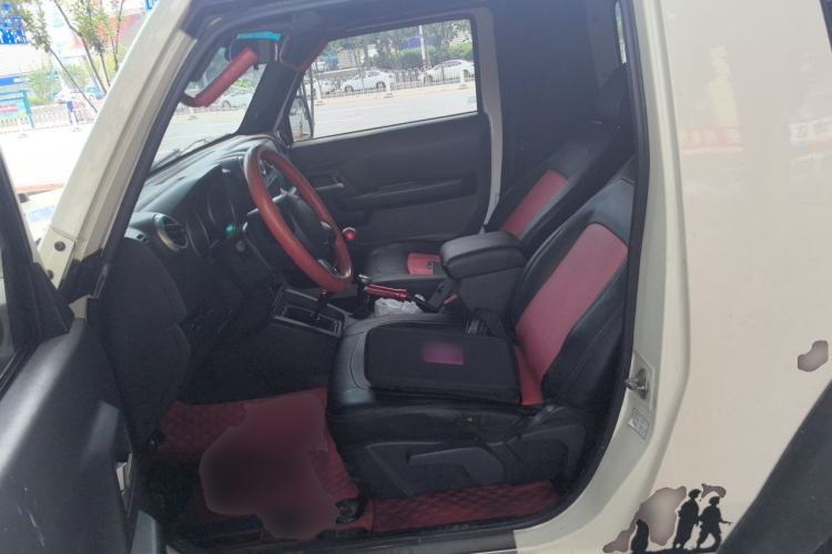 Used BAIC Off-Road BJ40 2014 2.4L Manual Cross-Country Edition Left Front Seat