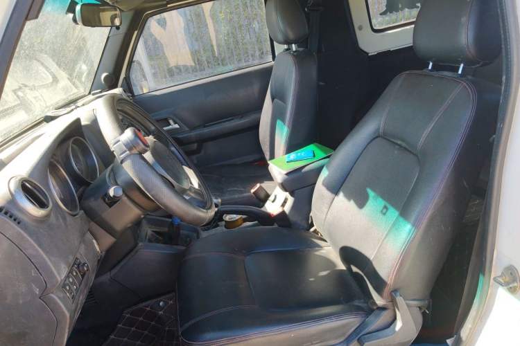 Used BAIC Off-Road BJ40 2014 2.4L Manual Cross-Country Edition Left Front Seat
